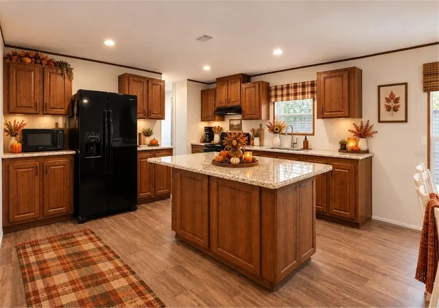 Photo 3 of Manufactured home for sale at 42215 Beech Ave, Deland, FL 32720 | MLS# G5113730 | Listing updated on 2026-10-06