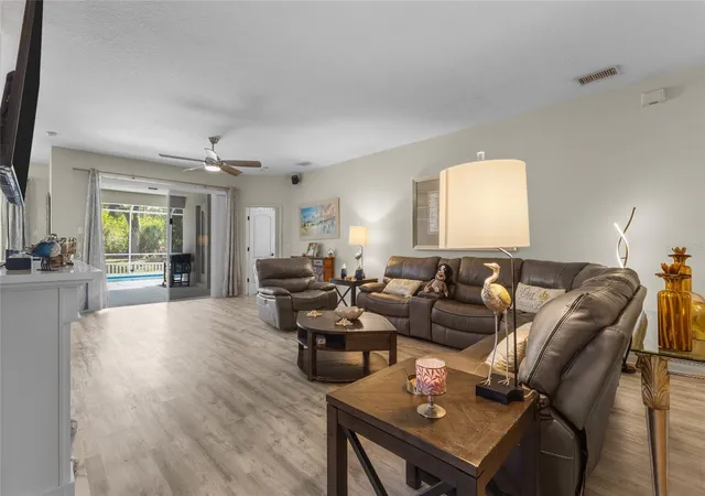 Photo 4 of Single family home for sale at 4527 Ferrys Ml Pl, Ellenton, FL 34222 | MLS# A4697012 | Listing updated on 2026-10-08
