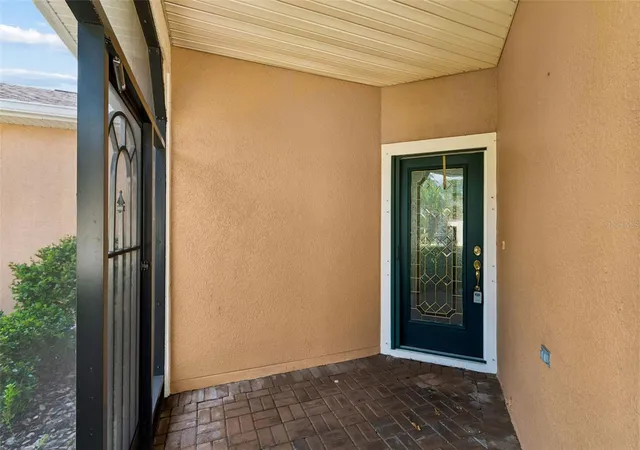 Photo 3 of Single family home for sale at 230 Bay Dr, Kissimmee, FL 34759 | MLS# S5151874 | Listing updated on 2026-07-30