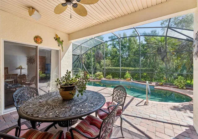 Photo 2 of Sale Pending at 729 Coronado Dr, Kissimmee, FL 34759 | MLS# S5151875 | Listing updated on 2026-10-01