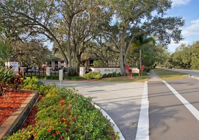 3rd image of 19505 Quesada Ave #J204, Port Charlotte, FL 33948 | MLS# C7527321