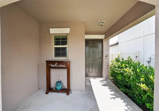 3rd image of 4507 Eternal Prince Dr, Sun City Center, FL 33573 | MLS# TB8519077