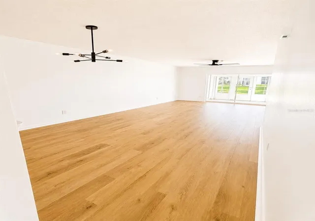 4th image of 1420 Oak Hl Dr, Dunedin, FL 34698