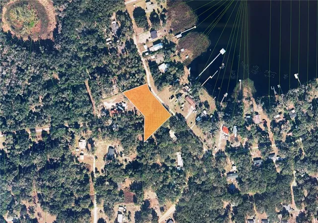 4th image of 161 Little Orange Lake Dr, Hawthorne, FL 32640 | MLS# OM726625