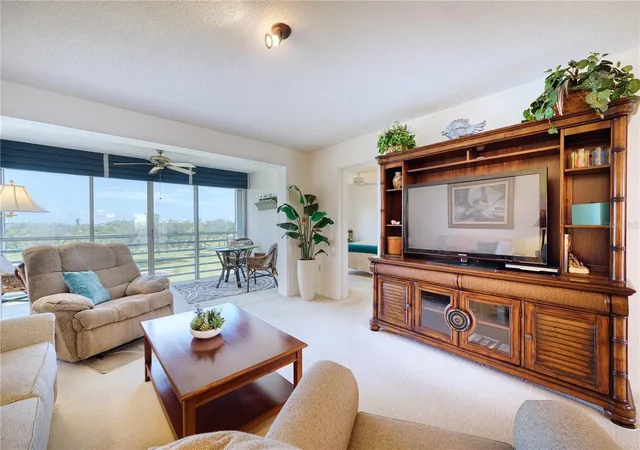 3rd image of 3780 Pinebrook Cir, Bradenton, FL 34209