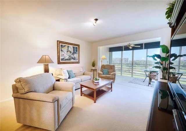 4th image of 3780 Pinebrook Cir, Bradenton, FL 34209