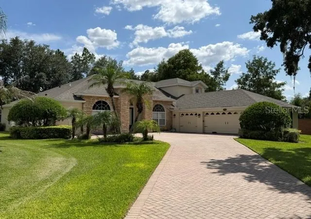 Photo 2 of Single family home for sale at 13856 Glynshel Dr, Winter Garden, FL 34787 | MLS# O6416757 | Listing updated on 2026-10-11