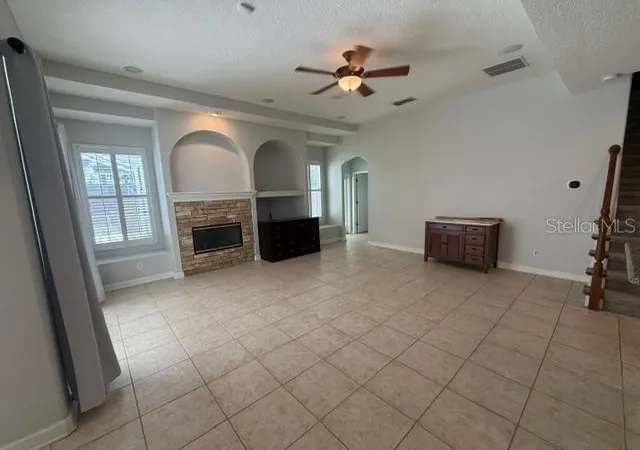 Photo 3 of Single family home for sale at 13856 Glynshel Dr, Winter Garden, FL 34787 | MLS# O6416757 | Listing updated on 2026-10-11