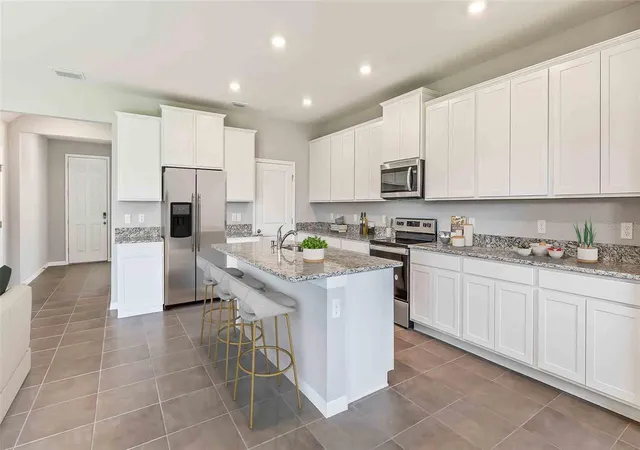 3rd image of 32661 Duluth Dr, Wesley Chapel, FL 33543 | MLS# TB8519126