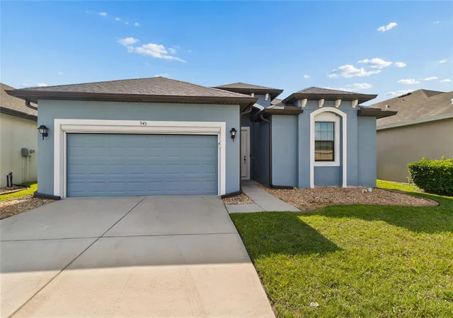 Photo 1 of Single family home for sale at 943 Old Windsor Way, Spring Hill, FL 34609 | MLS# TB8519128 | Listing updated on 2026-10-04