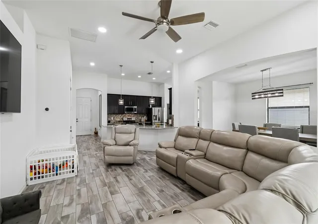 Photo 4 of Single family home for sale at 943 Old Windsor Way, Spring Hill, FL 34609 | MLS# TB8519128 | Listing updated on 2026-10-04