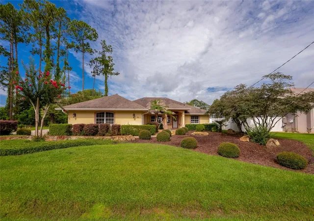 Photo 1 of Single family home for sale at 30 Evans Dr, Palm Coast, FL 32164 | MLS# FC319266 | Listing updated on 2026-09-14
