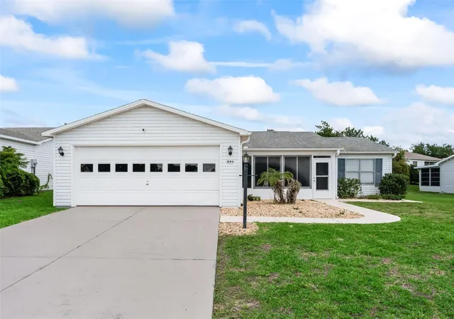 2nd image of 321 San Marino Dr, Lady Lake, FL 32159 | MLS# G5113749