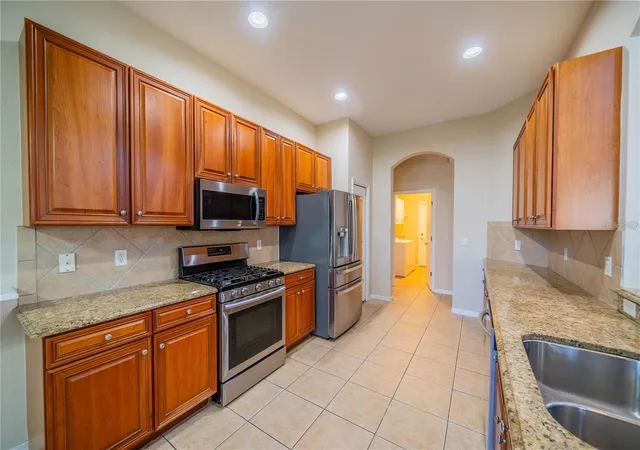 5th image of 445 Noble Faire Dr, Sun City Center, FL 33573 | MLS# TB8519135