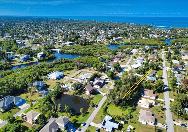 13th image of 1020 Linden Rd, Venice, FL 34293 | MLS# A4697030