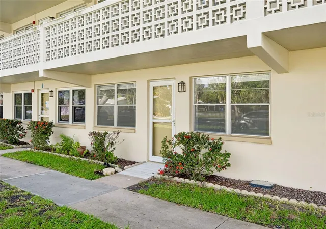 Photo 2 of Condo for sale at 8101 11th Street N #125, Saint Petersburg, FL 33702 | MLS# TB8519155 | Listing updated on 2026-08-20