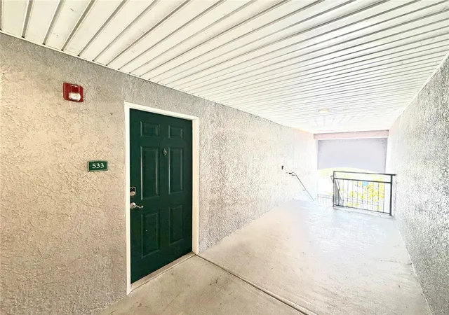 2nd image of 18001 Richmond Pl Dr #533, Tampa, FL 33647 | MLS# TB8519162