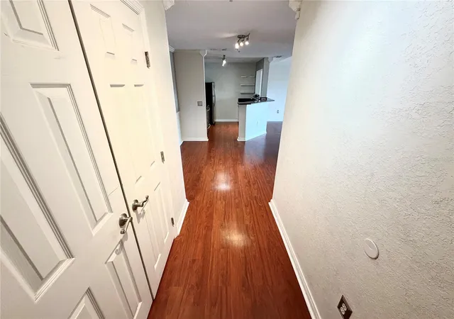 3rd image of 18001 Richmond Pl Dr #533, Tampa, FL 33647 | MLS# TB8519162