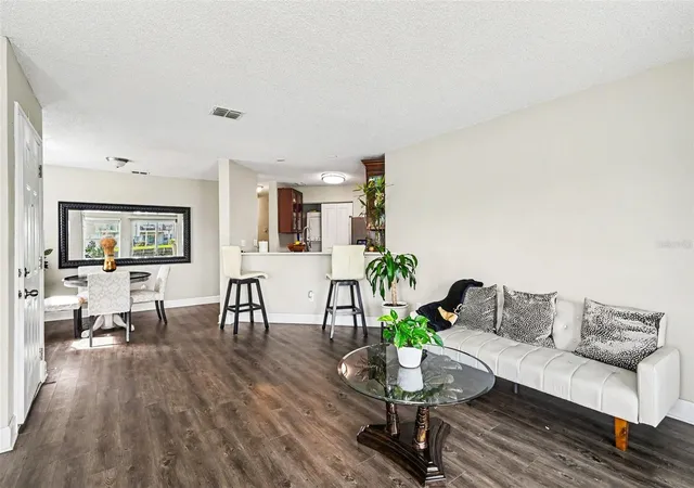 4th image of 2552 Woodgate Blvd #107, Orlando, FL 32822 | MLS# O6416786