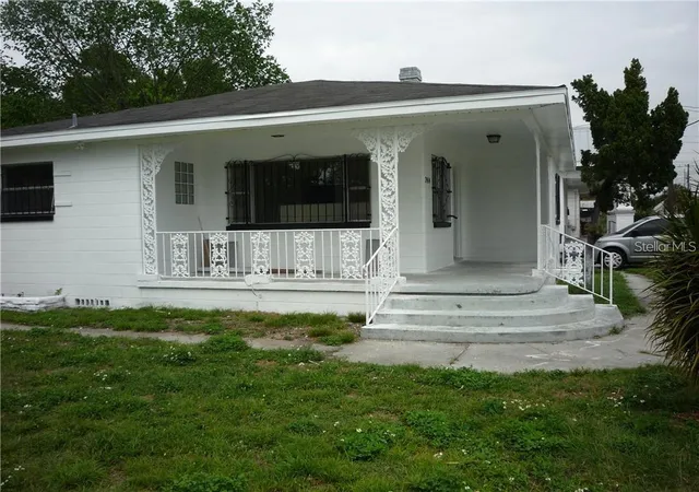 Photo 2 of Single family home for sale at 2414 E 8th Avenue, Tampa, FL 33605 | MLS# TB8519173 | Listing updated on 2026-10-12