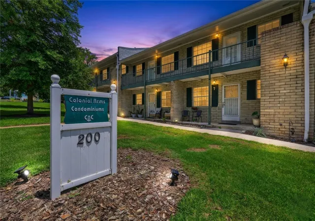 1st image of 200 E 10th Ave #8, Mount Dora, FL 32757 | MLS# G5113760