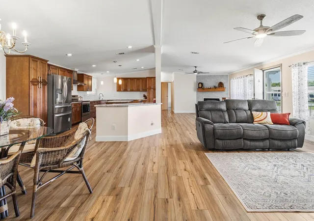 4th image of 5230 Revelation Dr, Polk City, FL 33868 | MLS# L4962737
