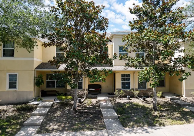Photo 1 of Townhouse for sale at 10928 Keys Gate Dr, Riverview, FL 33579 | MLS# TB8519186 | Listing updated on 2026-06-20