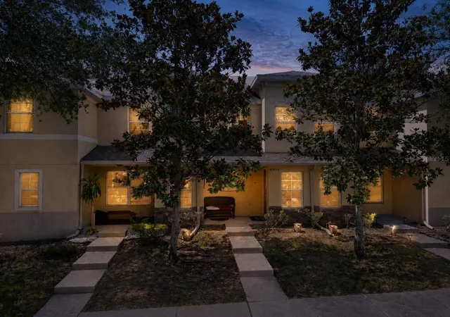 Photo 2 of Townhouse for sale at 10928 Keys Gate Dr, Riverview, FL 33579 | MLS# TB8519186 | Listing updated on 2026-06-20