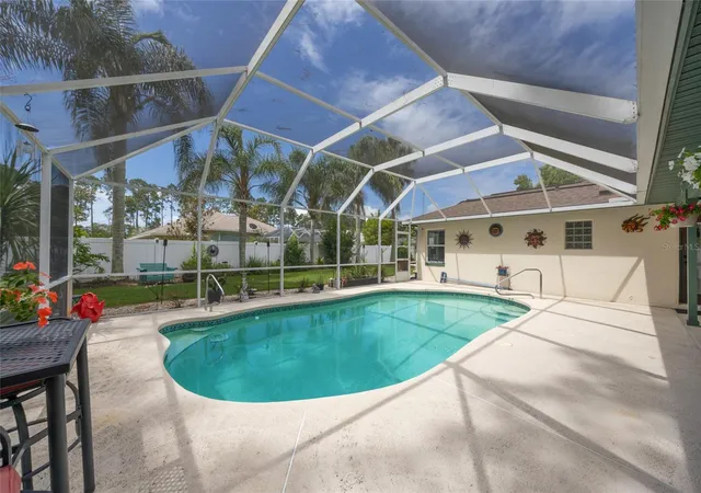 Photo 3 of Single family home for sale at 29 Woodholme Ln, Palm Coast, FL 32164 | MLS# FC319274 | Listing updated on 2026-09-20