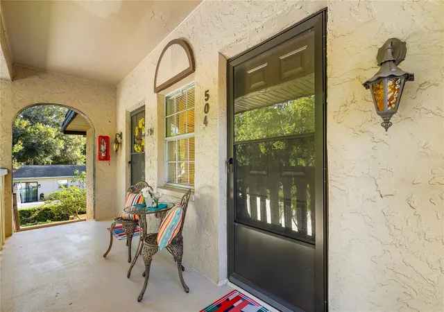 Listing Photo 4 - Condo for sale in building located at 504 Cordova Grn, SEMINOLE, FL 33777