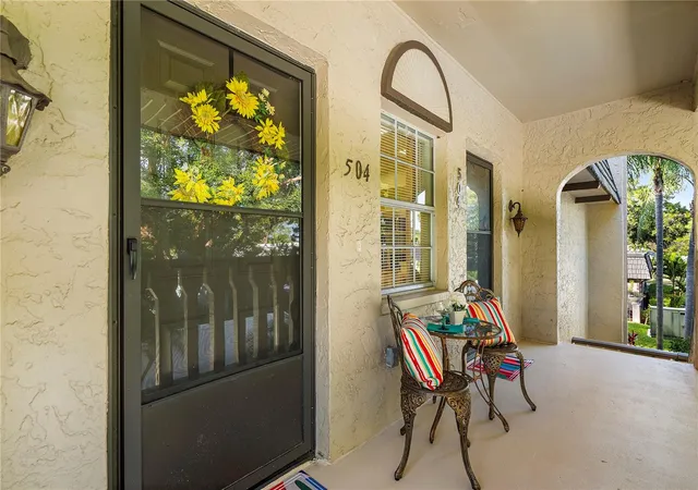 Listing Photo 5 - Condo for sale in building located at 504 Cordova Grn, SEMINOLE, FL 33777
