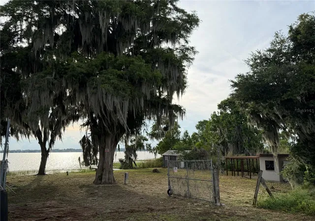 4th image of 12703 Cr-48, Astatula, FL 34705 | MLS# G5113766