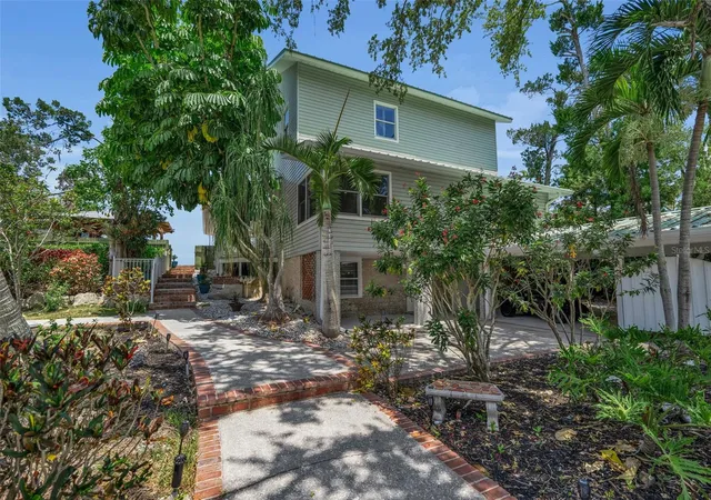 Homes for sale in Terra Ceia, FL | 70 Mound Pl, Terra Ceia, FL 34250 | MLS# A4697047