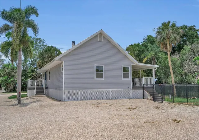 Homes for sale in Terra Ceia, FL | 70 Mound Pl, Terra Ceia, FL 34250 | MLS# A4697047