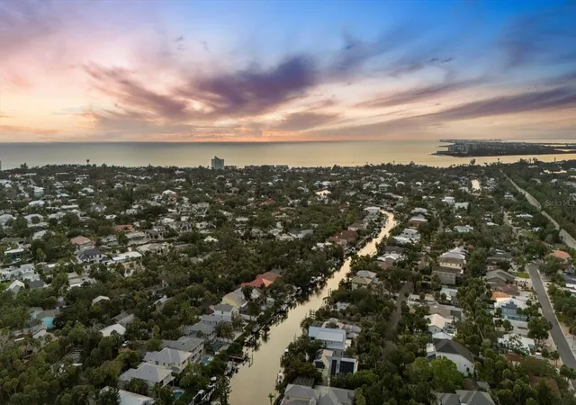 Photo 59 of Single family home for sale at 5128 Oxford Dr, Sarasota, FL 34242 | MLS# A4697056 | Listing updated on 2026-08-29