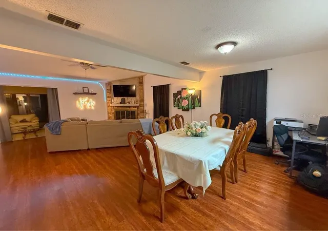 Photo 3 of House for sale at 35058 Whispering Oaks Blvd, Dade City, FL 33523 | MLS# TB8519231 | Listing updated on 2026-08-11