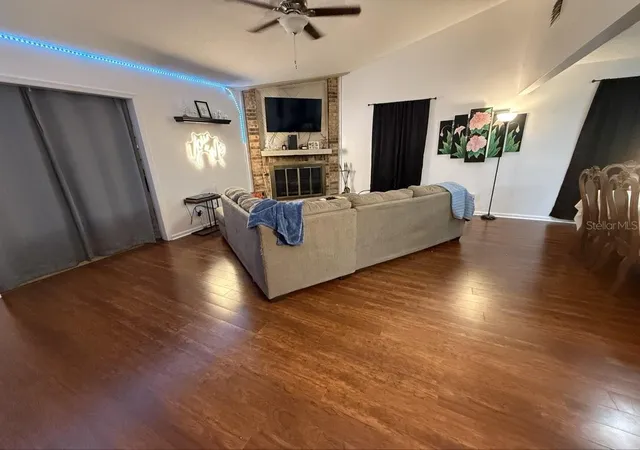 Photo 5 of House for sale at 35058 Whispering Oaks Blvd, Dade City, FL 33523 | MLS# TB8519231 | Listing updated on 2026-08-11