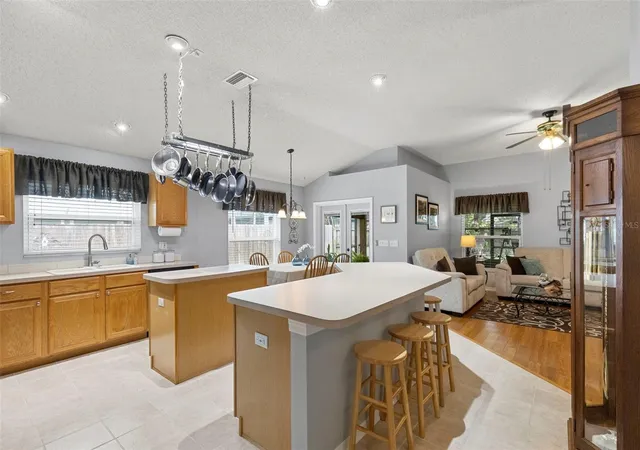 Photo 2 of Single family home for sale at 1552 Scotch Pine Dr, Brandon, FL 33511 | MLS# TB8519238 | Listing updated on 2026-10-07