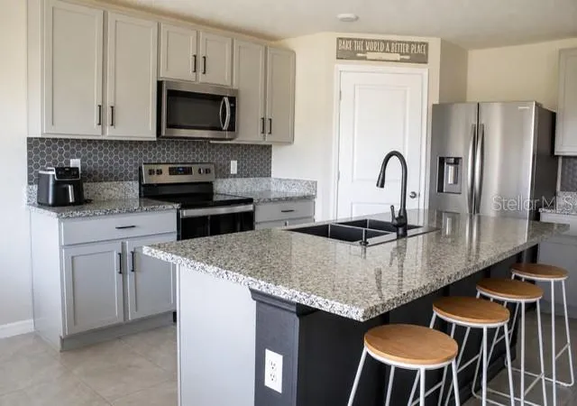 5th image of 4208 Dovetail Ln, Palmetto, FL 34221 | MLS# A4697059