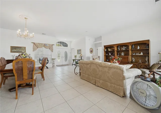 3rd image of 118 W Juliana Wy, Auburndale, FL 33823 | MLS# L4962748