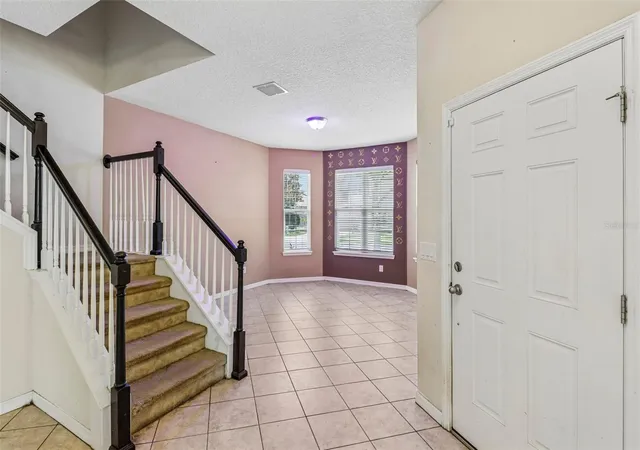 Photo 3 of Sale Pending at 5231 Villa Rosa Ave, St Cloud, FL 34771 | MLS# O6416874 | Listing updated on 2026-08-11