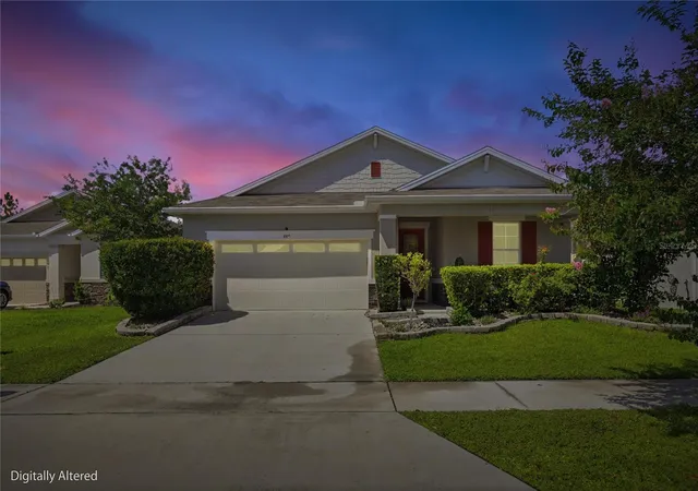 Photo 2 of Single family home for sale at 4005 Swan Goose Ct, Okahumpka, FL 34762 | MLS# V4949664 | Listing updated on 2026-08-12
