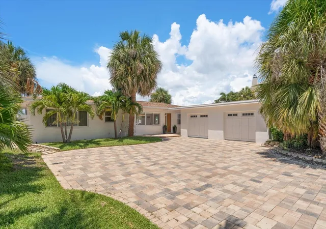 2nd image of 1854 Venetian Point Dr, Clearwater, FL 33755 | MLS# TB8519275