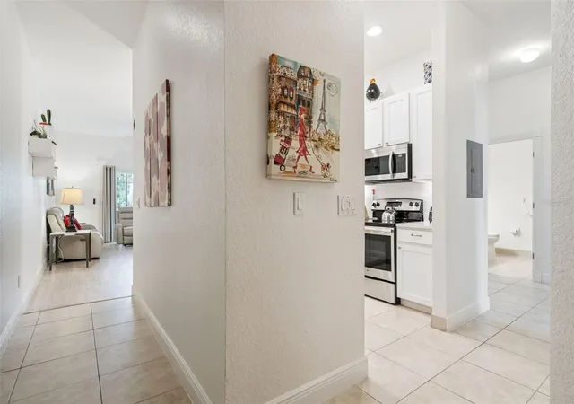 5th image of 207 Lucaya Loop, DAVENPORT, FL 33897