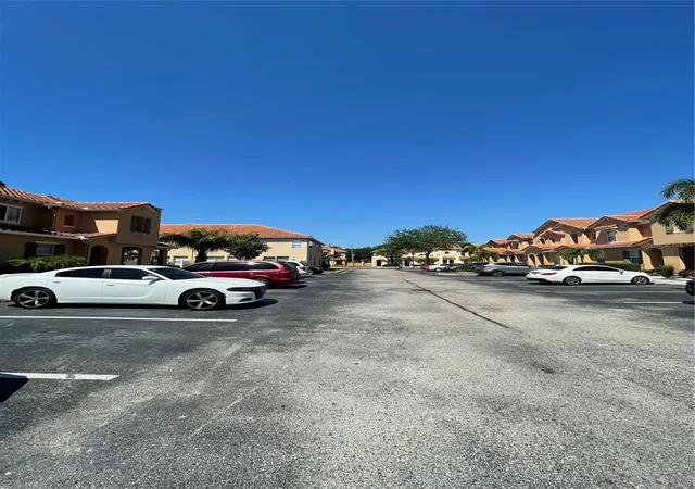 3rd image of 5483 Paradise Cay Cir, Kissimmee, FL 34746 | MLS# O6416889
