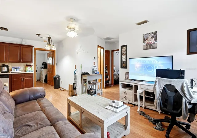 Listing Photo 3 - Condo for sale in building located at 7301 8th St N, Saint Petersburg, FL 33702
