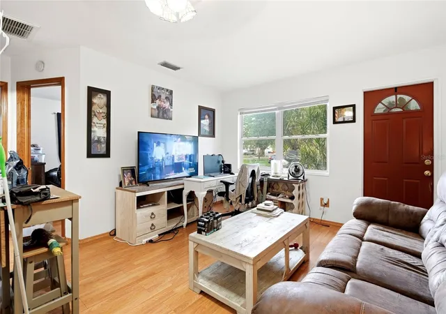 Listing Photo 5 - Condo for sale in building located at 7301 8th St N, Saint Petersburg, FL 33702