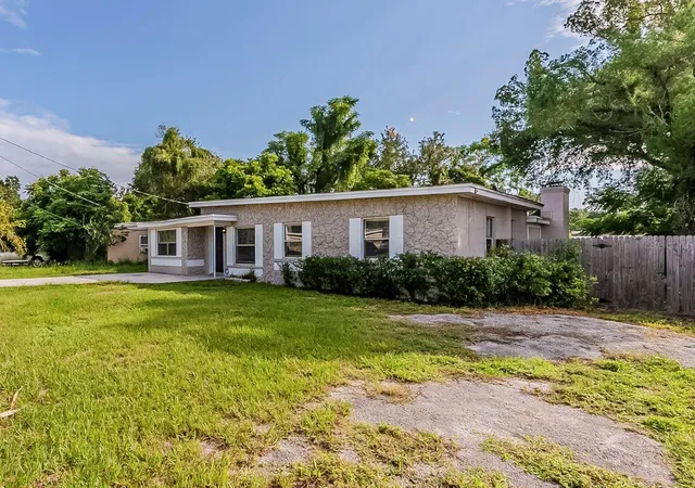 Homes for sale in Orlando, FL | 1007 Emeralda Rd, Orlando, FL 32808 | MLS# O6416893