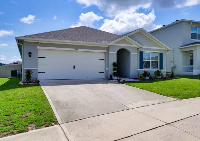 2nd image of 11244 Amber Ridge Dr, Zellwood, FL 32798 | MLS# G5113795