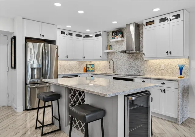 5th image of 4900 Brittany Dr S #409, Saint Petersburg, FL 33715 | MLS# TB8519297